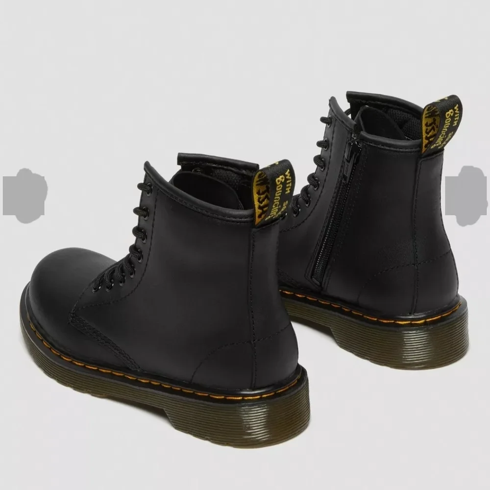Dr. Martens Doc Marten AirWair Black Combat Boots 1460 Junior Moto NEW Size 3 US - Picture 5 of 11